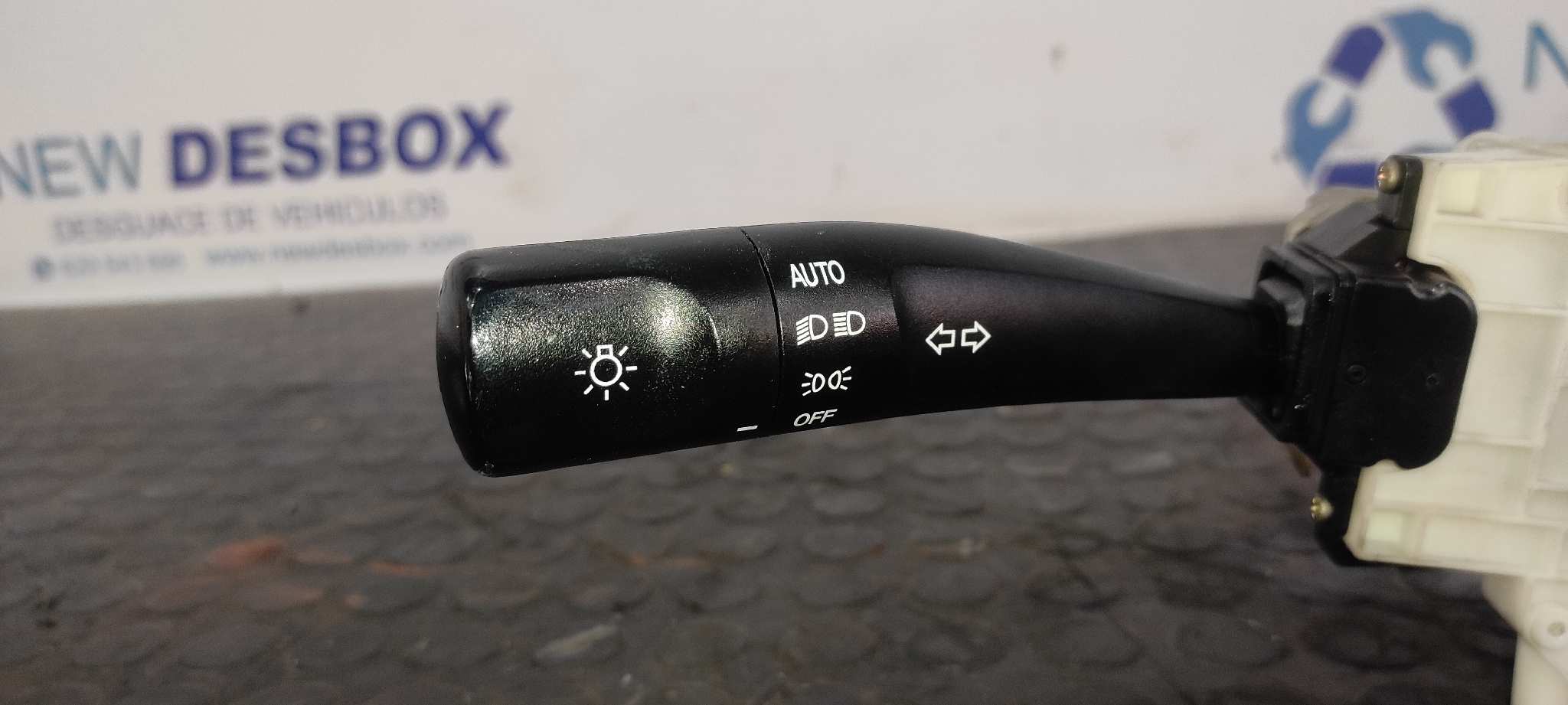 MANDO MULTIFUNCION SSANGYONG REXTON - vista 8