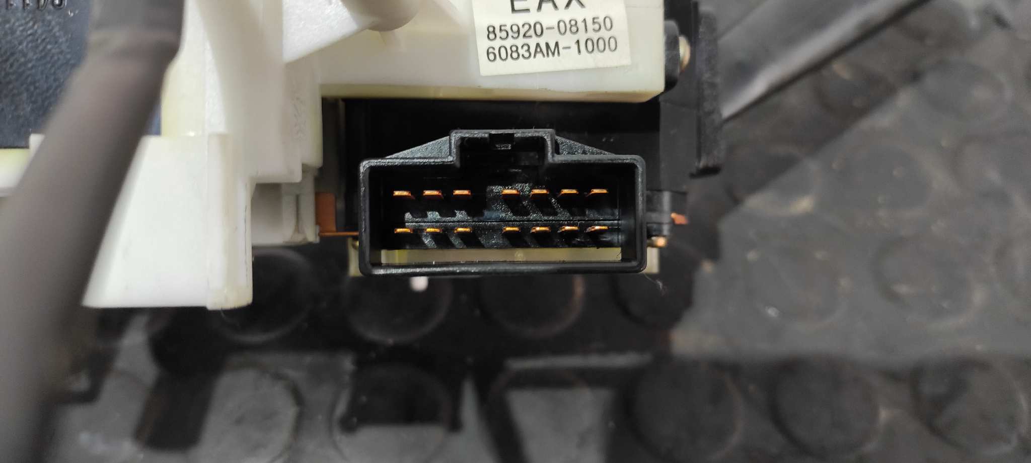 MANDO MULTIFUNCION SSANGYONG REXTON - vista 4