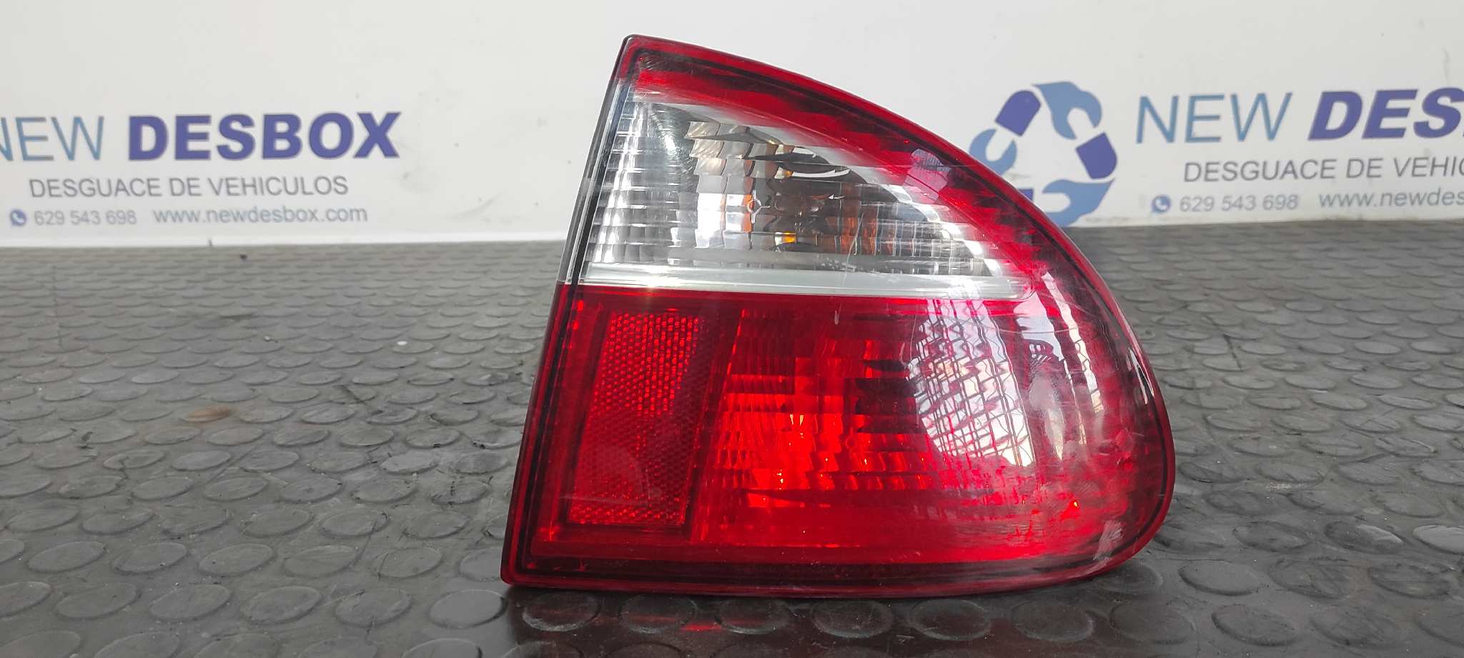 PILOTO TRASERO DERECHO SEAT LEON (1M1)