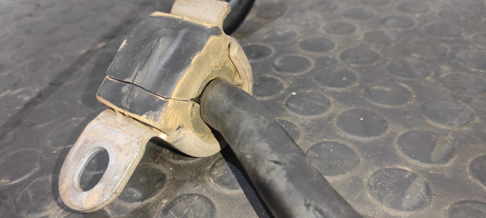 BARRA ESTABILIZADORA DELANTERA PEUGEOT 207 - vista 2