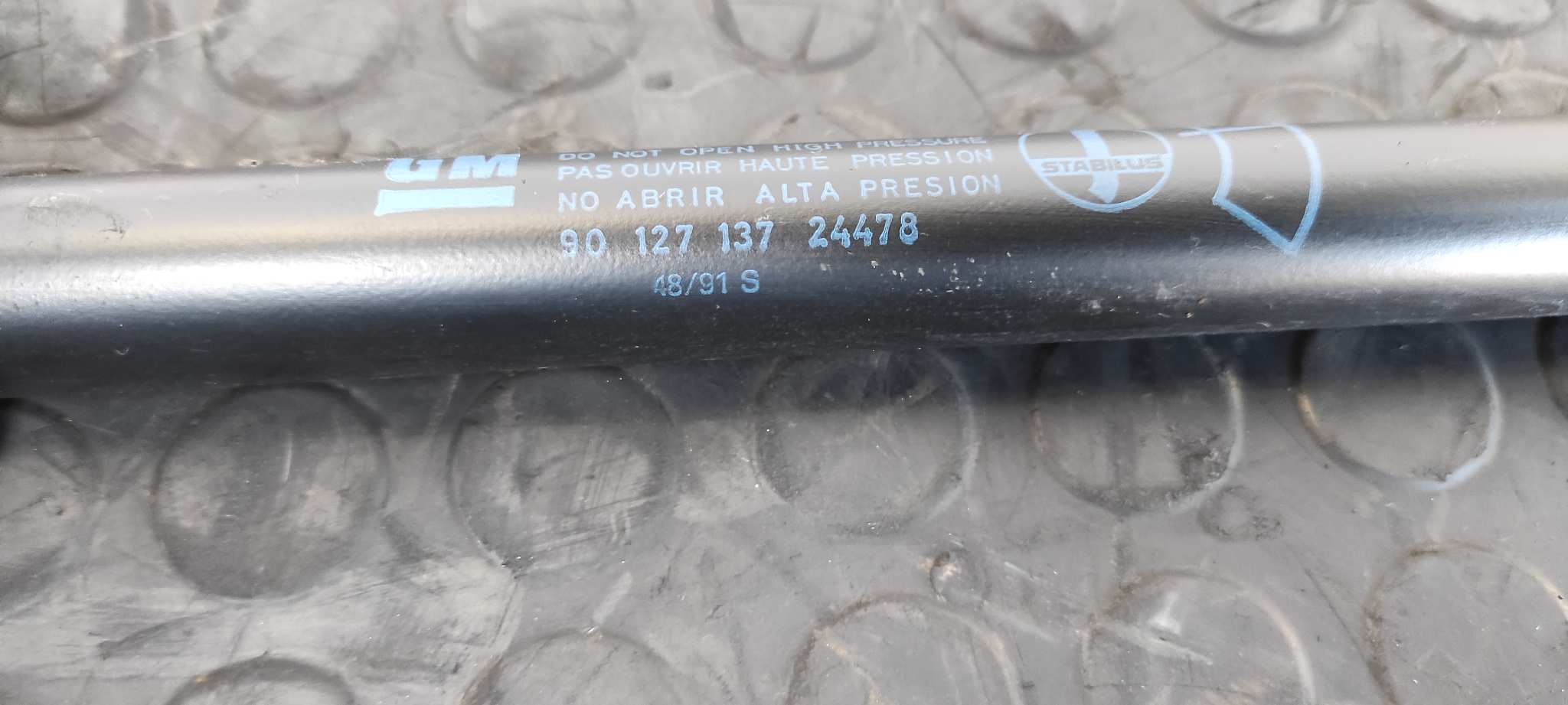 AMORTIGUADORES MALETERO / PORTON OPEL CORSA A - vista 2