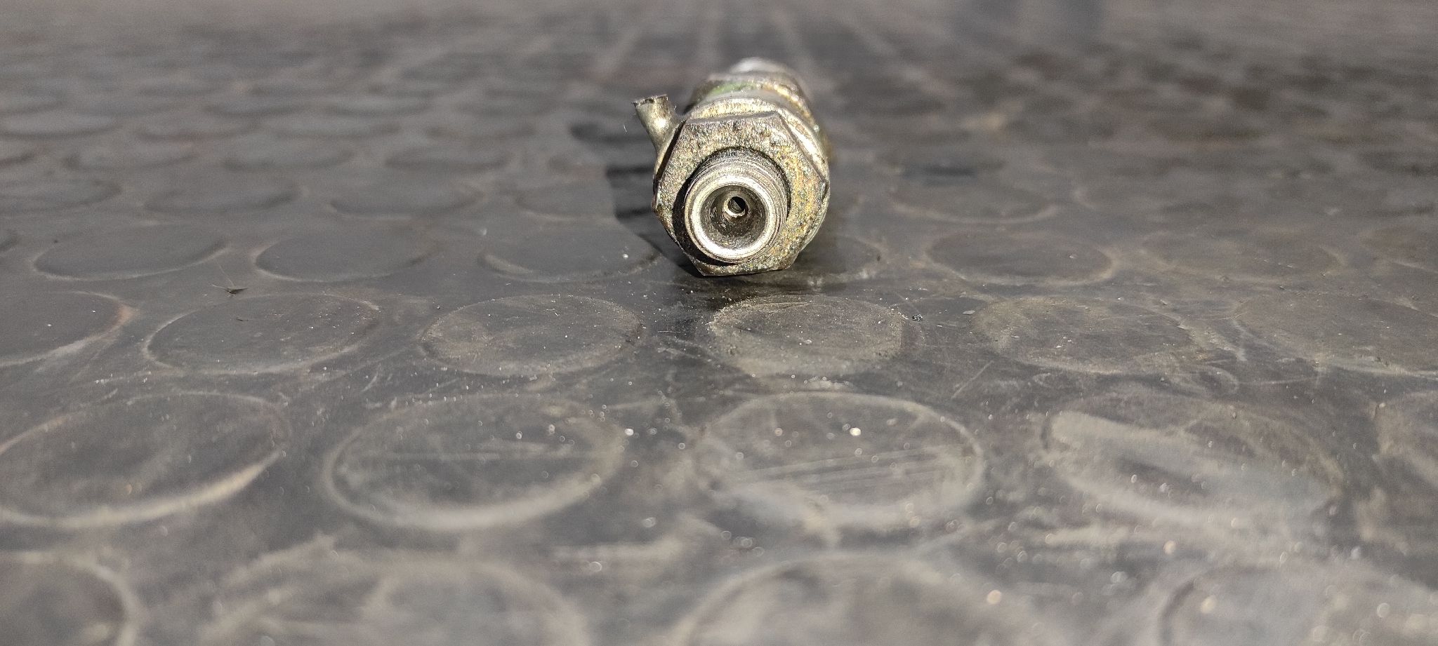 INYECTOR NISSAN PICK-UP (D22) - vista 3