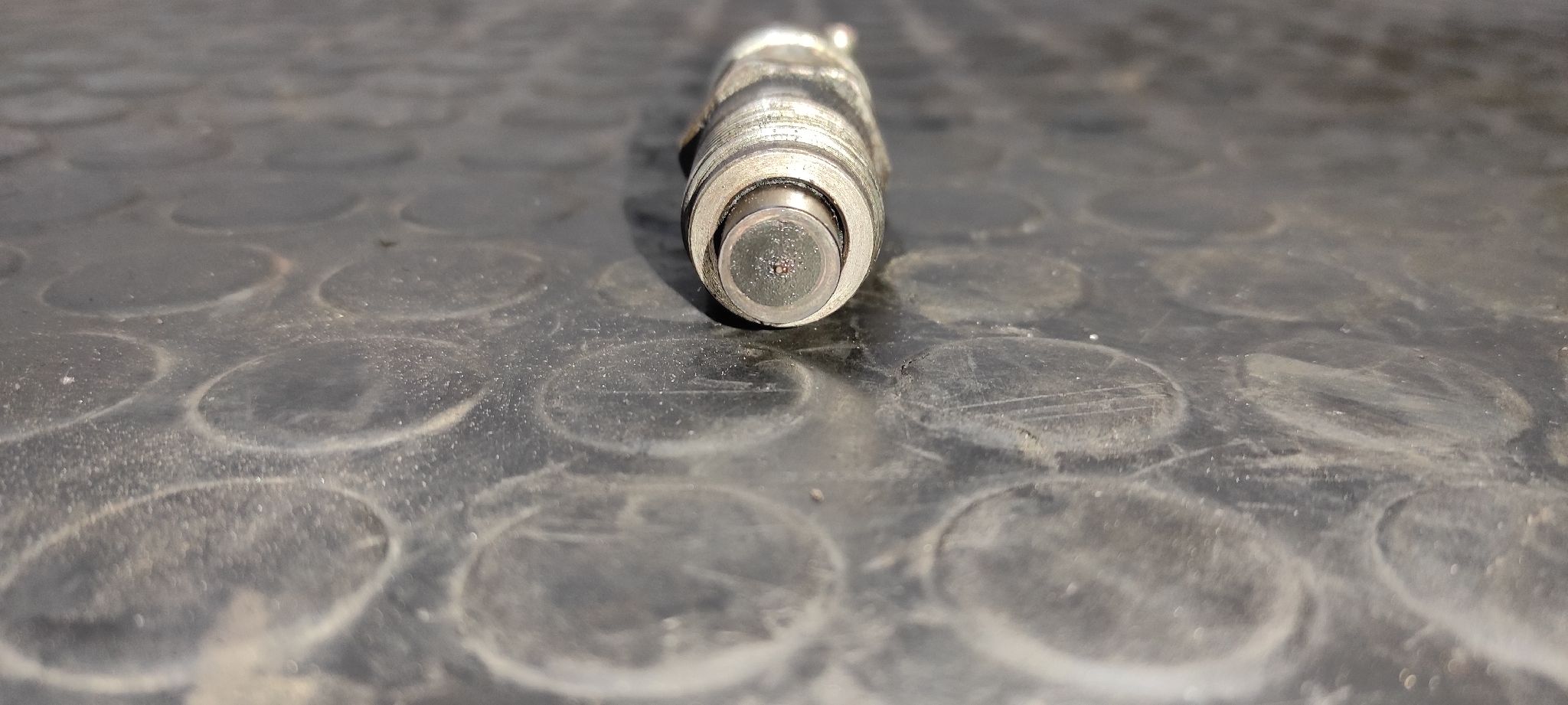 INYECTOR NISSAN PICK-UP (D22) - vista 3