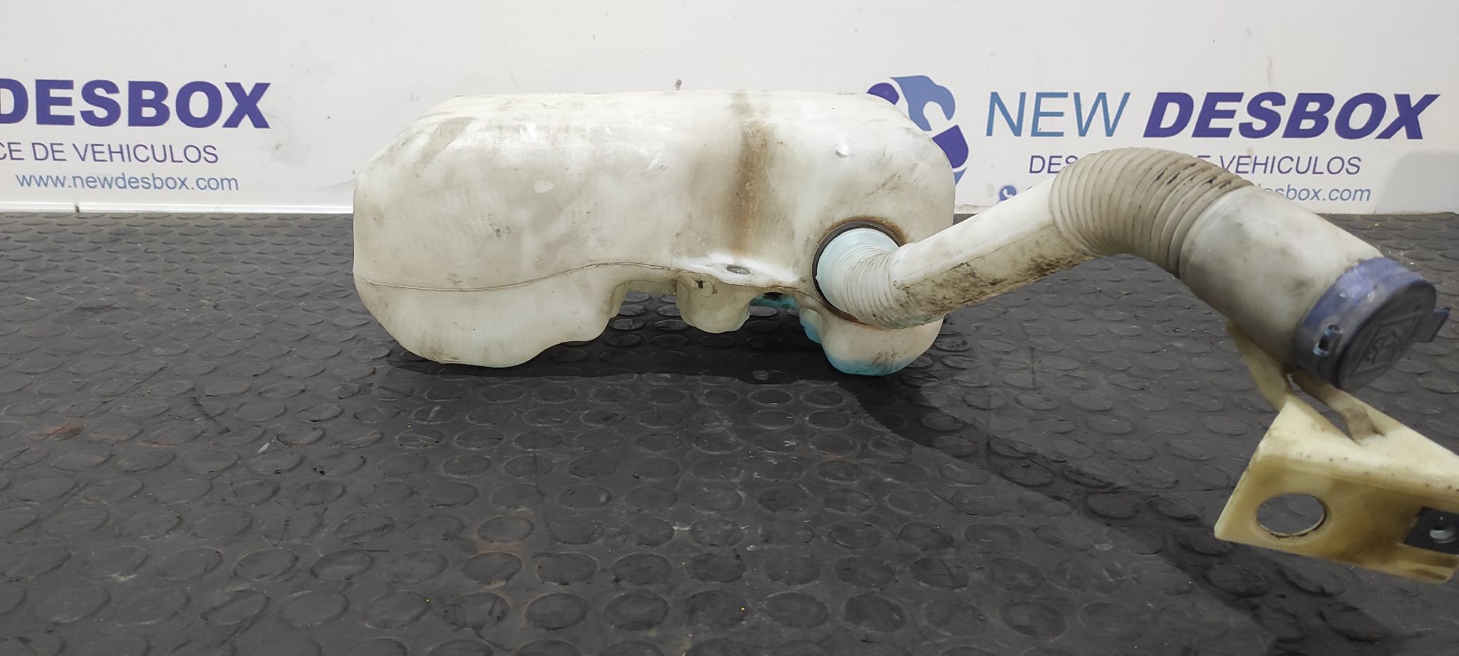 DEPOSITO LIMPIA PEUGEOT BOXER CAJA ABIERTA (BAT. 4035)(333/335)(2007 =>) - vista 2