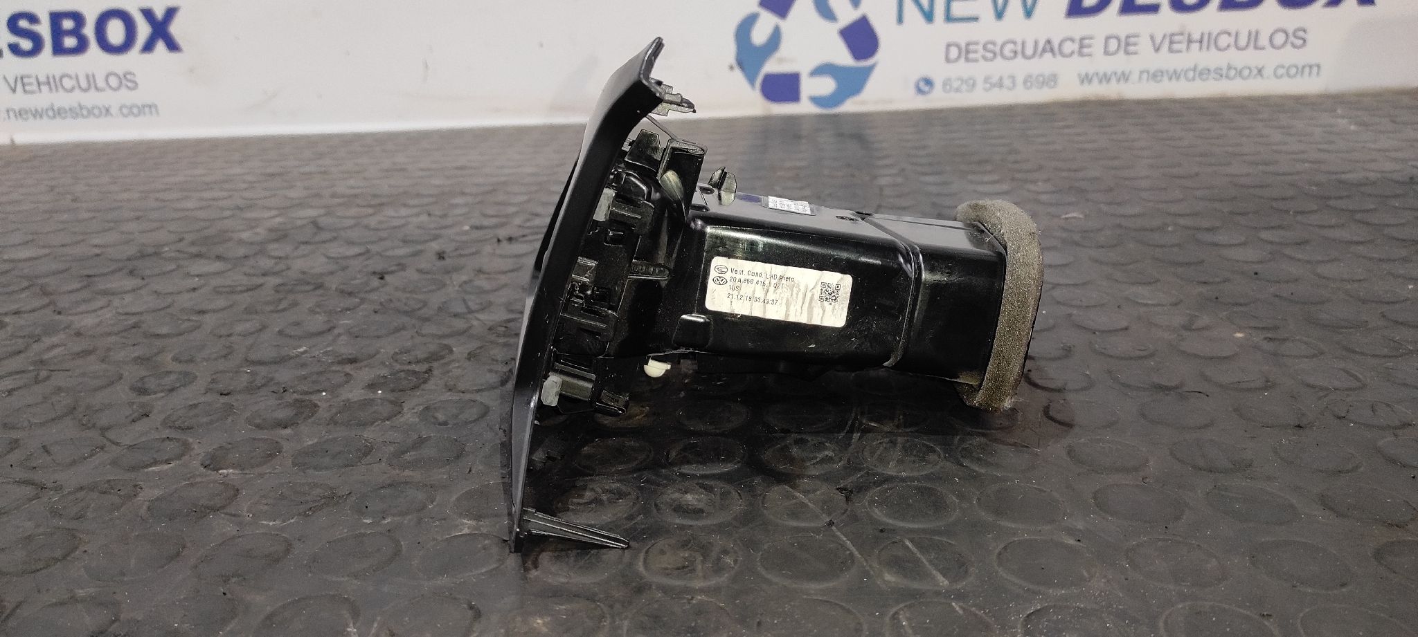 REJILLA AIREADORA VOLKSWAGEN T-ROC - vista 2