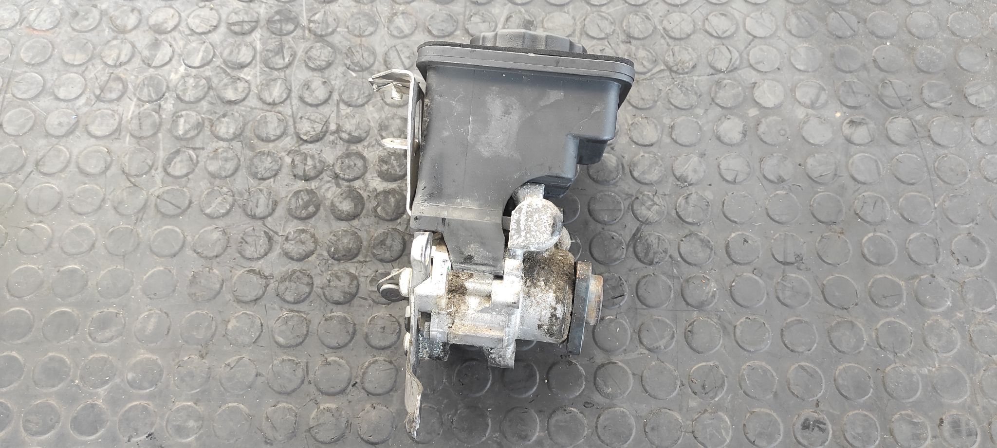 BOMBA DIRECCION BMW X3 (E83) - vista 3