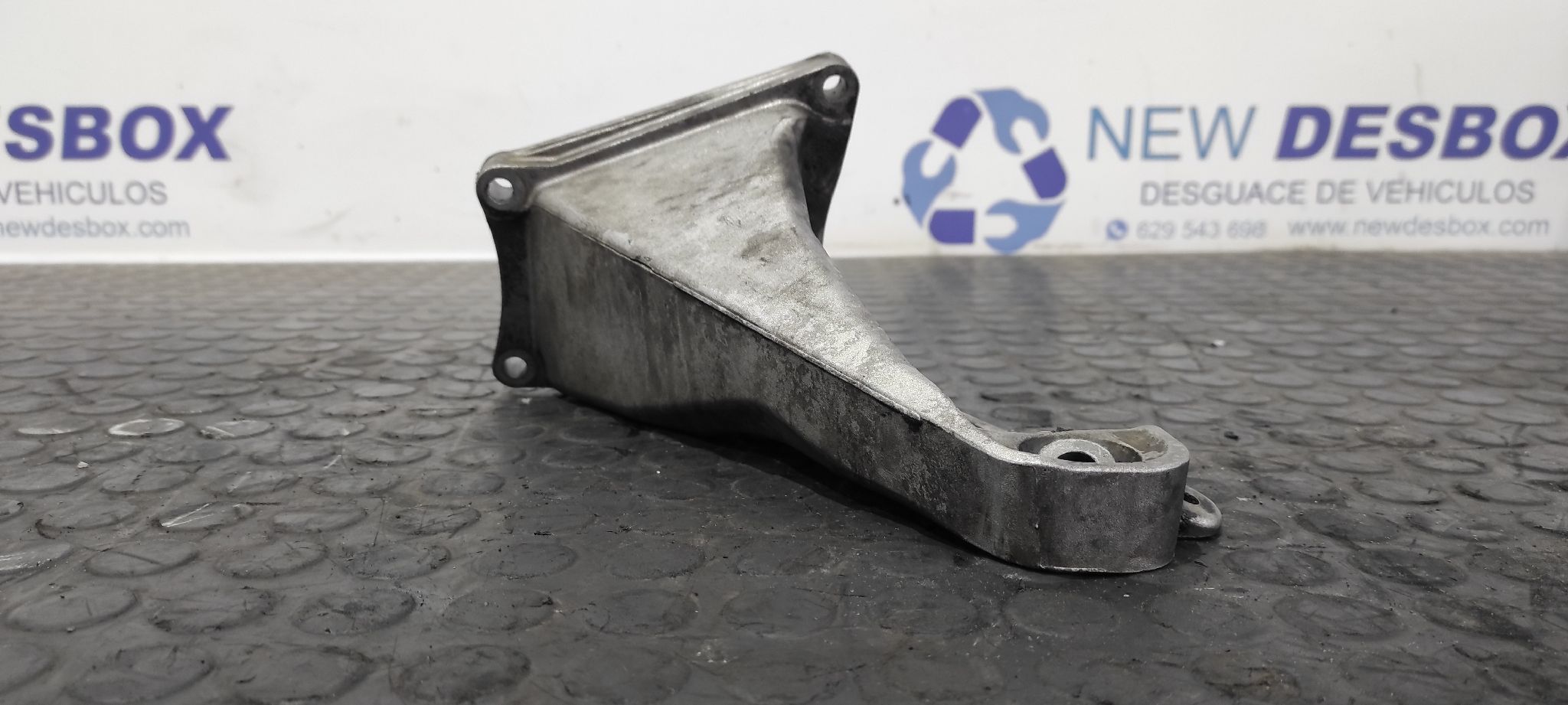 SOPORTE MOTOR BMW X3 (E83) - vista 3