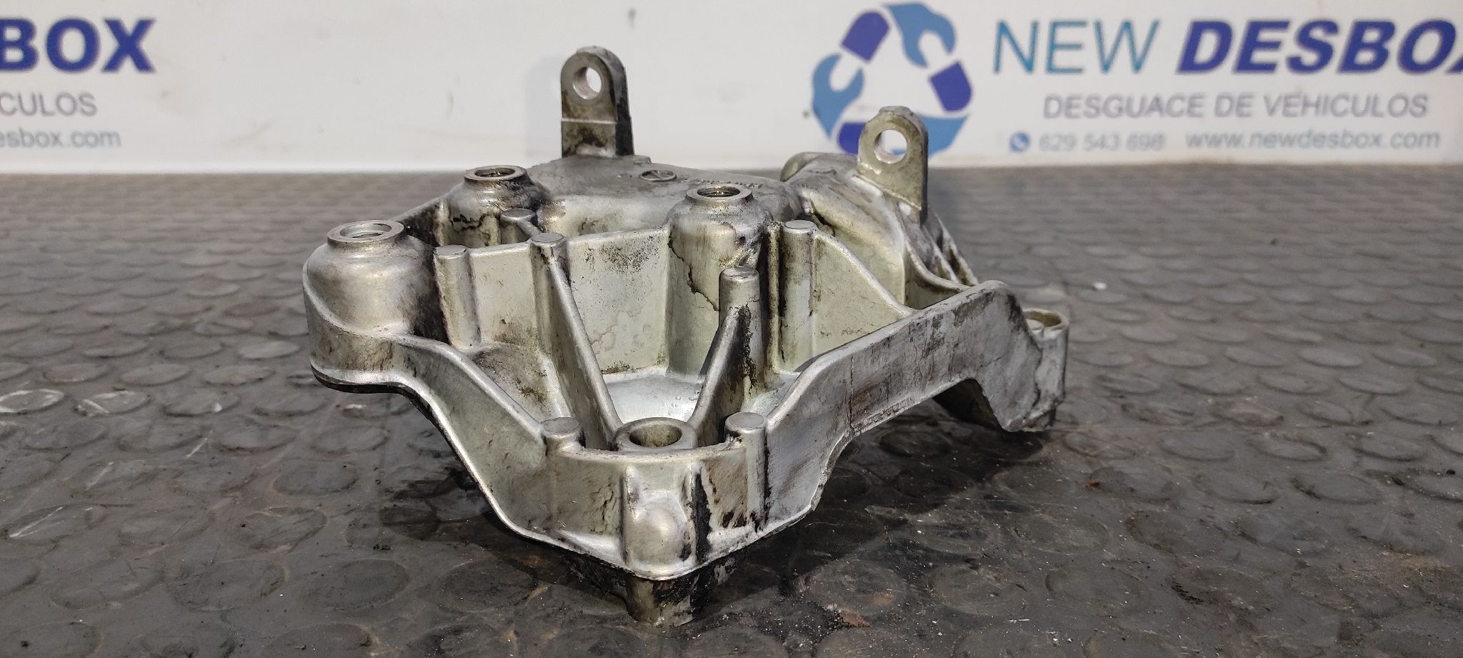 SOPORTE MOTOR BMW X3 (E83) - vista 3