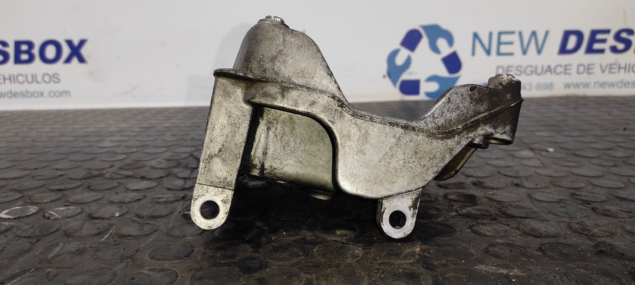 SOPORTE MOTOR BMW X3 (E83) - vista 4