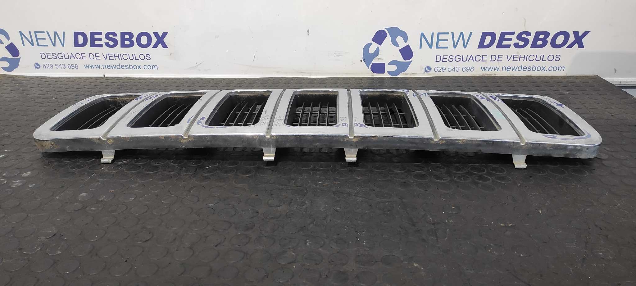 REJILLA DELANTERA JEEP GR.CHEROKEE (ZJ)/(Z) - vista 5