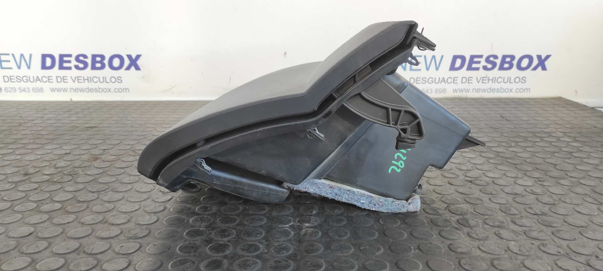 GUANTERA PEUGEOT PARTNER KOMBI - vista 4