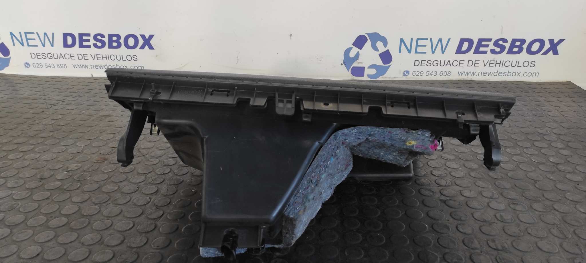 GUANTERA PEUGEOT PARTNER KOMBI - vista 6