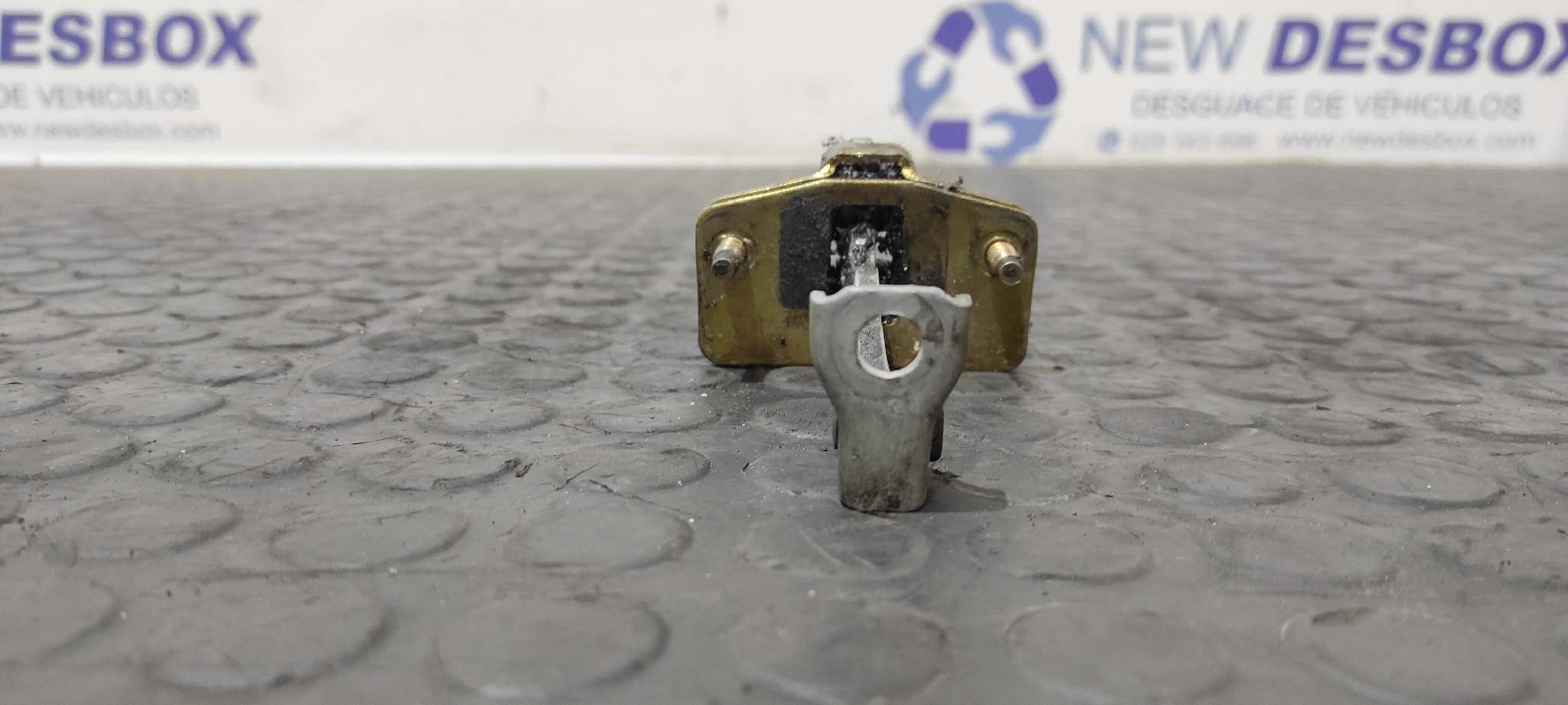 RETENEDOR PUERTA DERECHA CITROEN C2