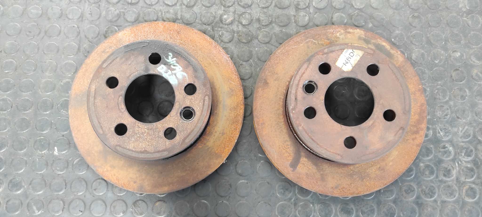 JUEGO DISCOS FRENO DELANTEROS VOLKSWAGEN T4 TRANSPORTER/FURGONETA (MOD. 1991)