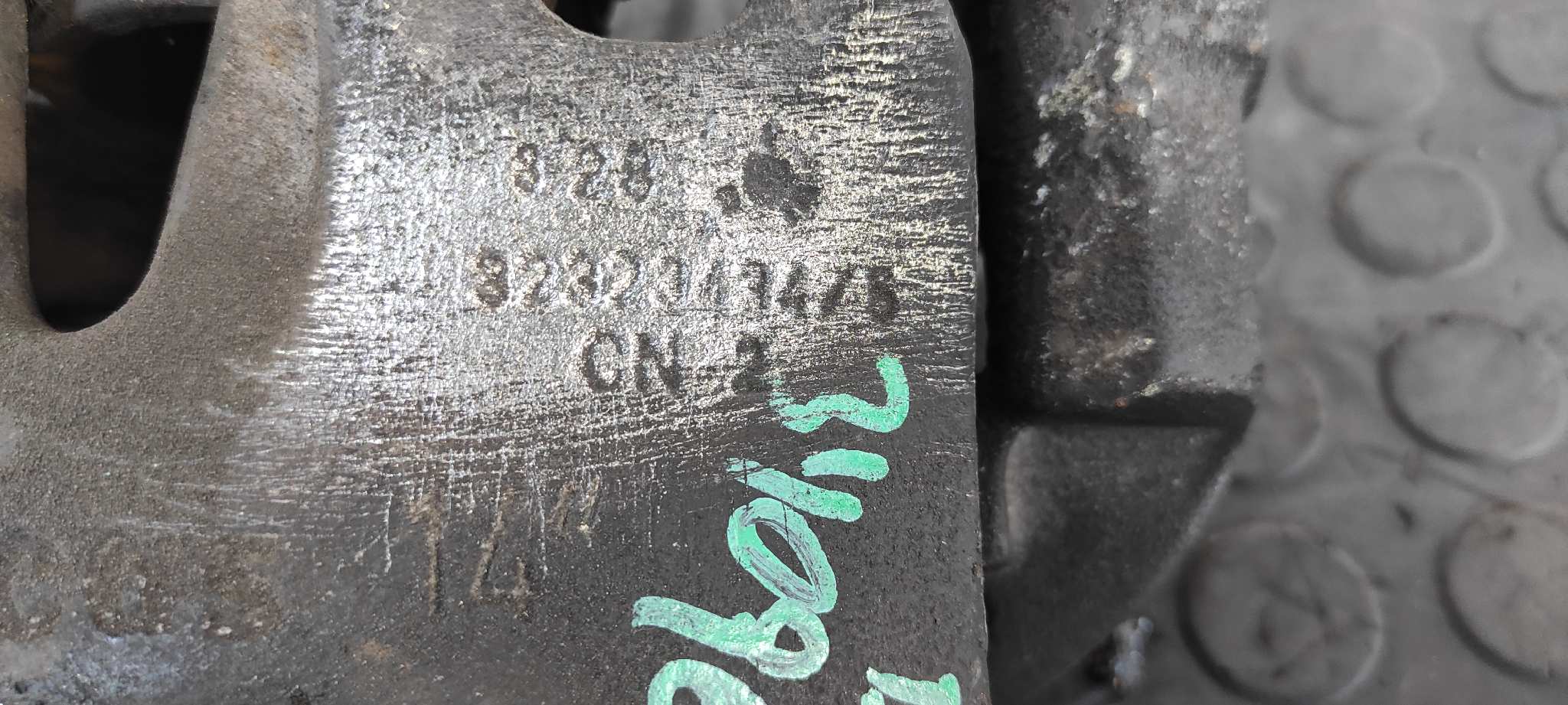 PINZA DE FRENO DELANTERA IZQUIERDA VOLKSWAGEN T4 TRANSPORTER/FURGONETA (MOD. 1991) - vista 2