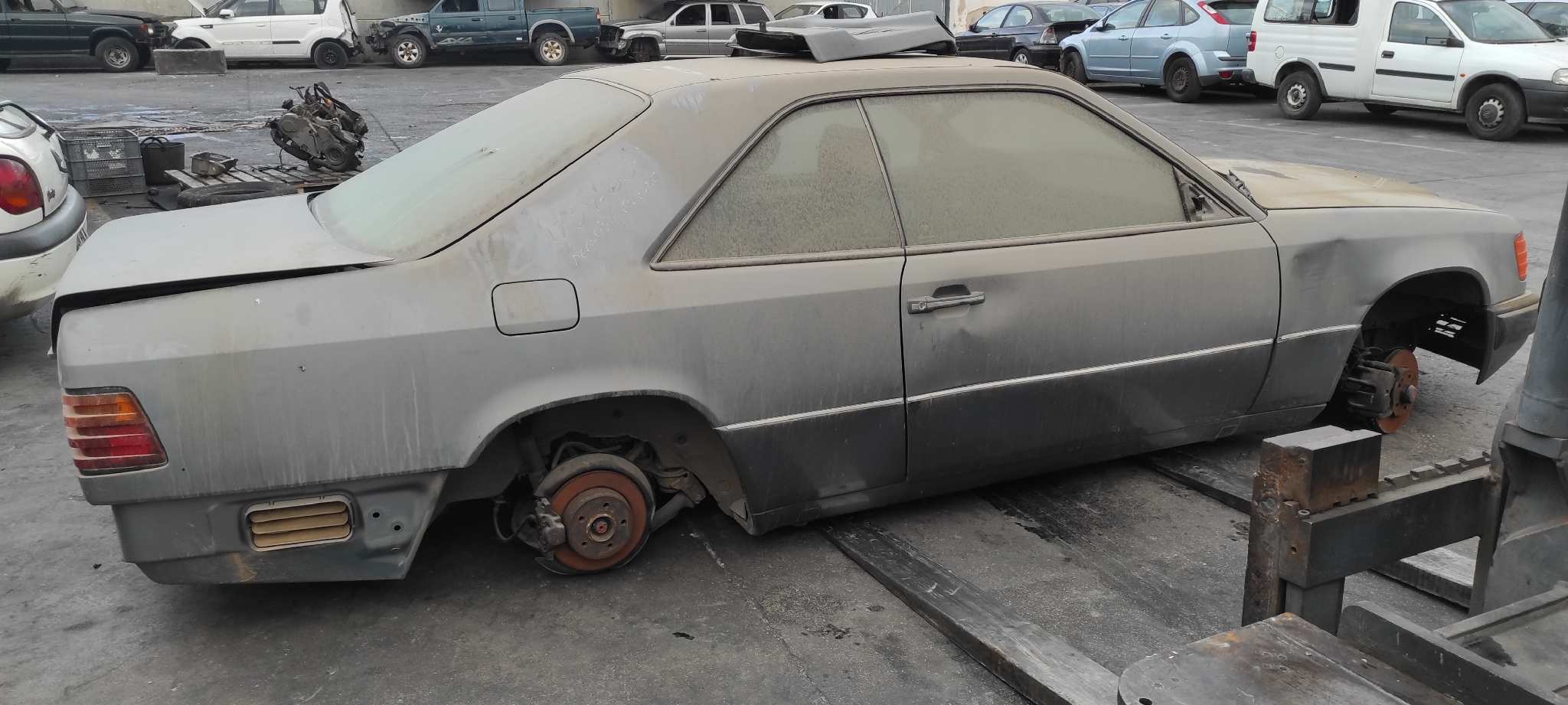 BRAZO IZQUIERDO SUPERIOR DELANTERO MERCEDES-BENZ CLASE E (W124) COUPE/CABRIO - vista 12