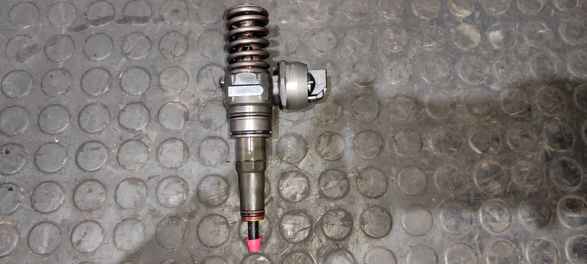 INYECTOR SEAT IBIZA SC (6J1) - vista 6