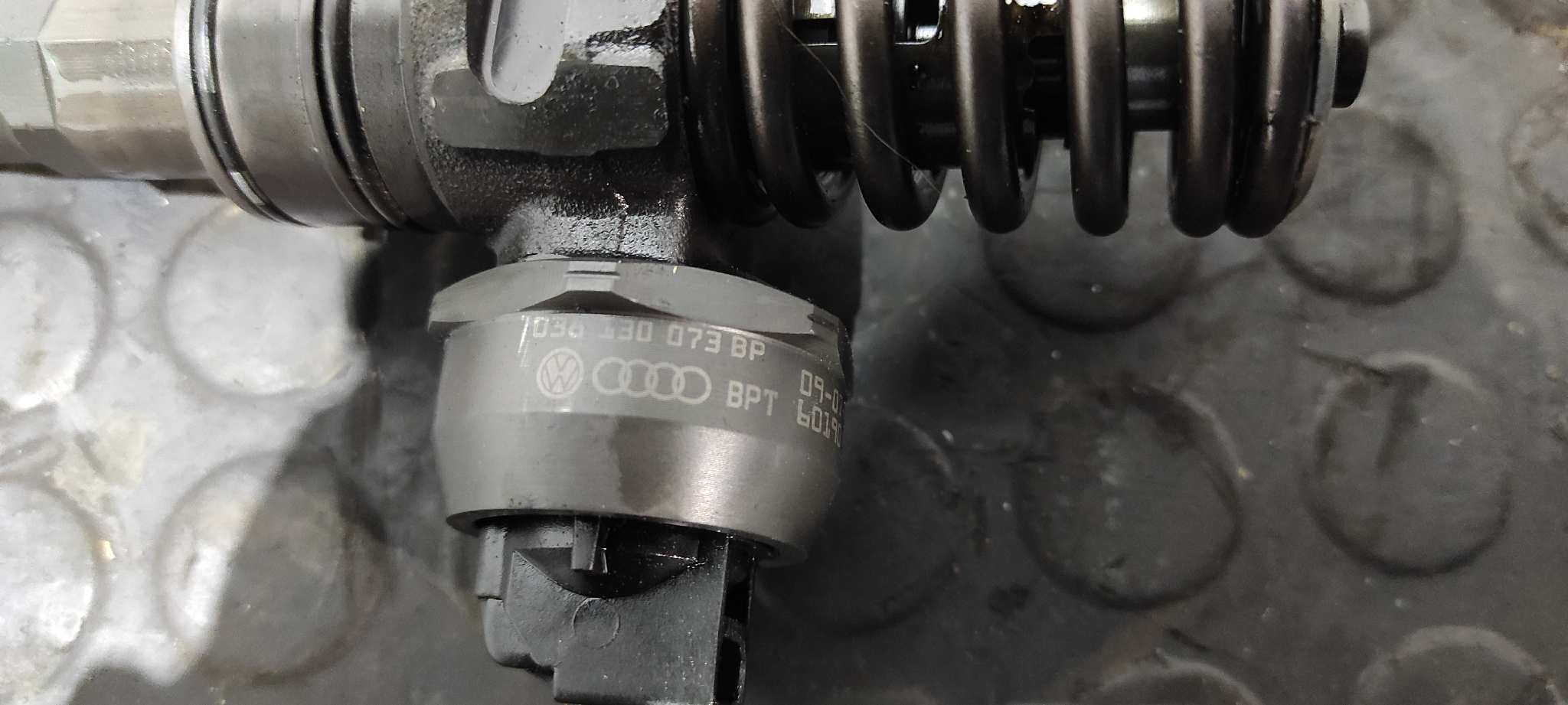 INYECTOR SEAT IBIZA SC (6J1) - vista 2