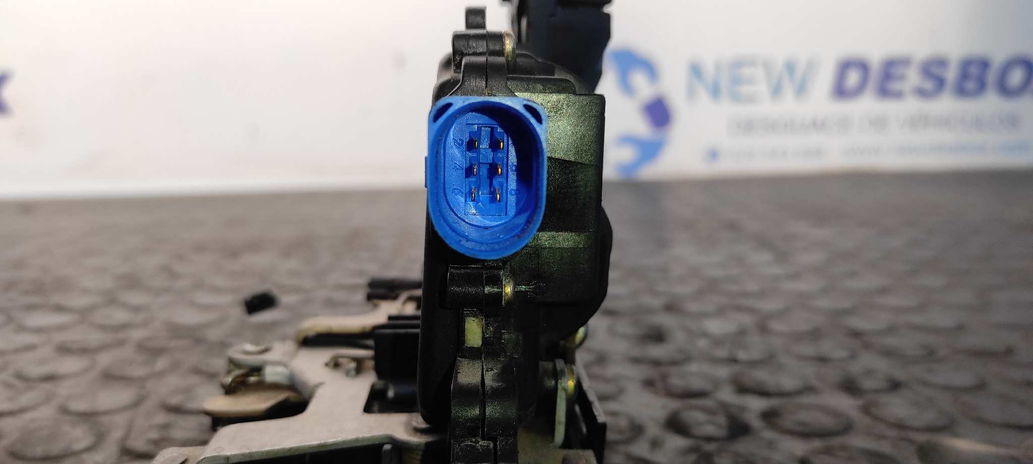 CERRADURA PUERTA TRASERA DERECHA SKODA FABIA (6Y2/6Y3) - vista 4