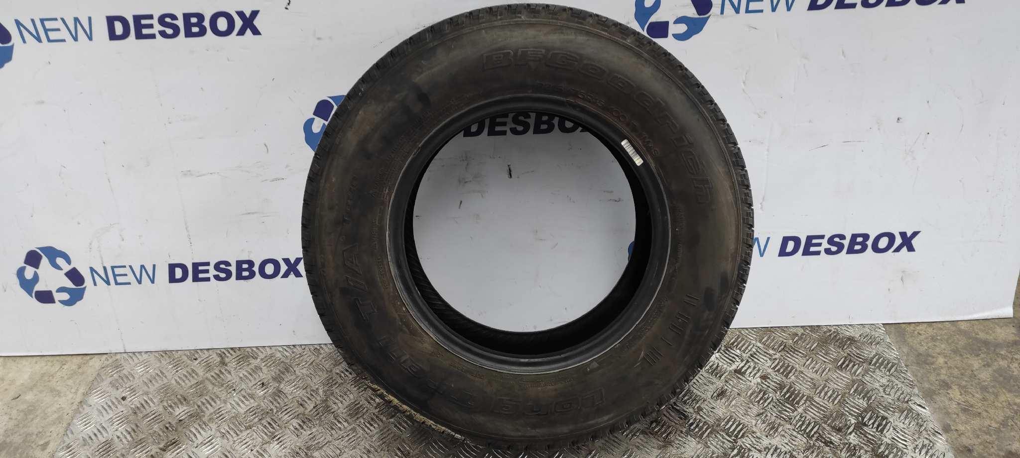 NEUMATICO - vista 10