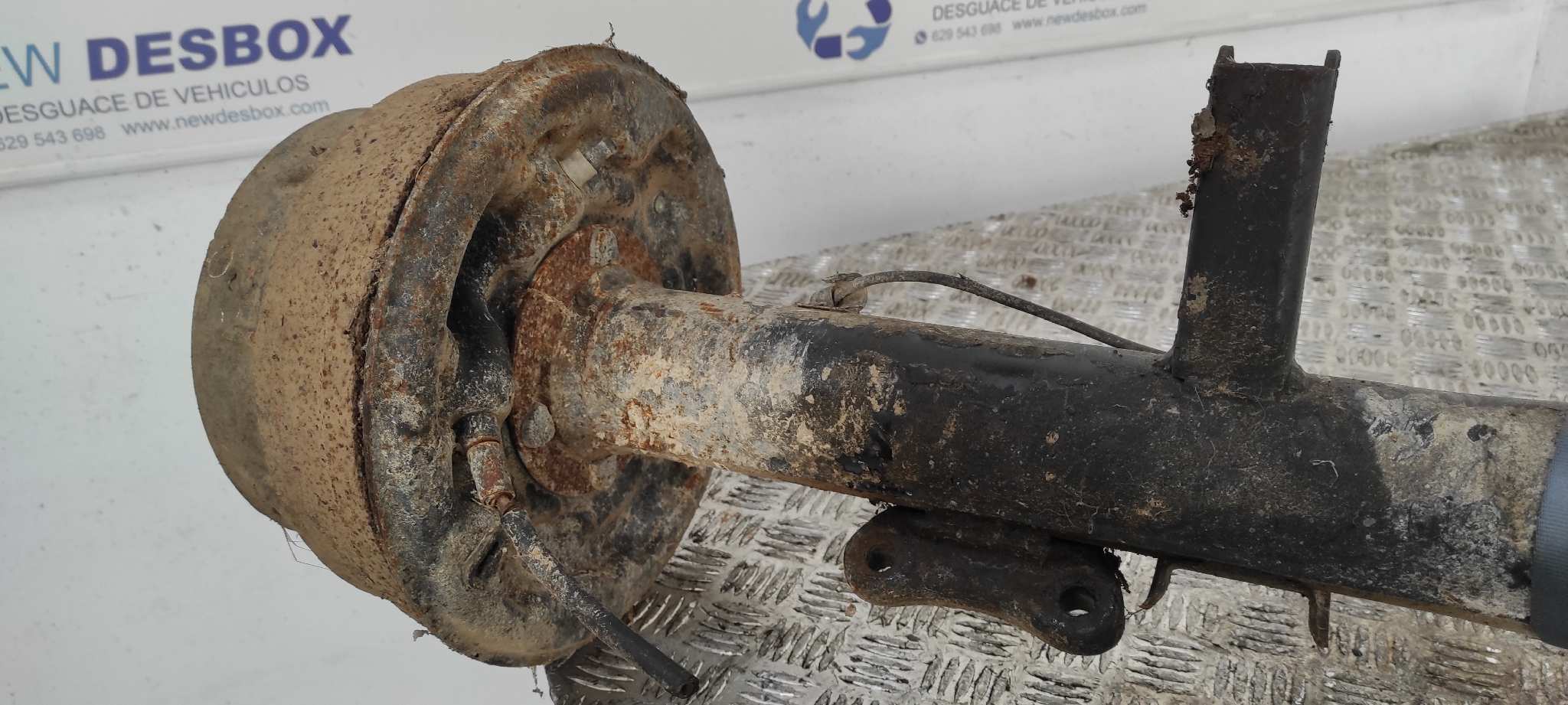 PUENTE TRASERO NISSAN TRADE - vista 9