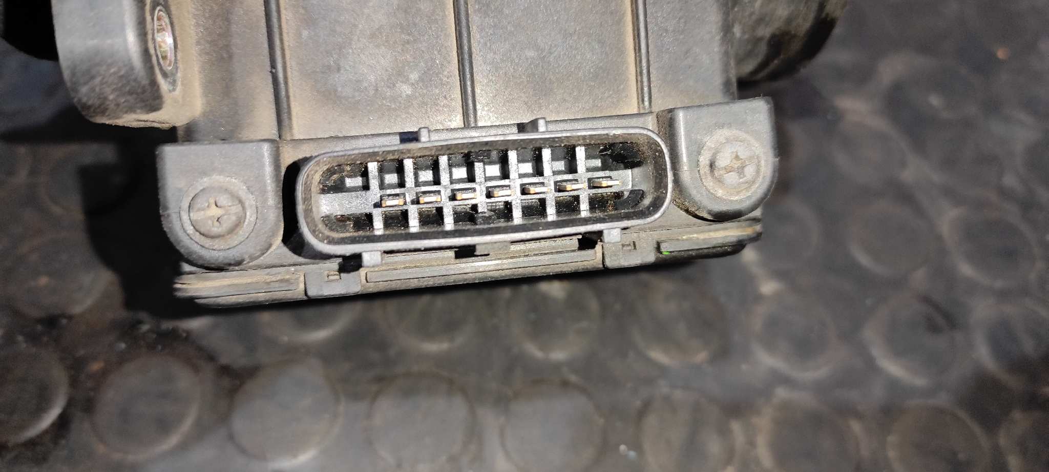 CAUDALIMETRO MITSUBISHI CARISMA BERINA 5 (DA0) - vista 4