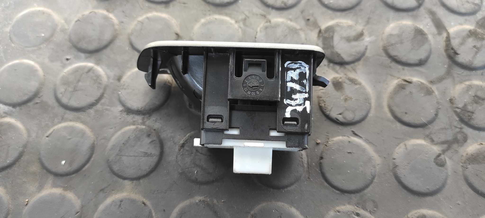 MANDO ELEVALUNAS TRASERO DERECHO JEEP COMPASS II - vista 5