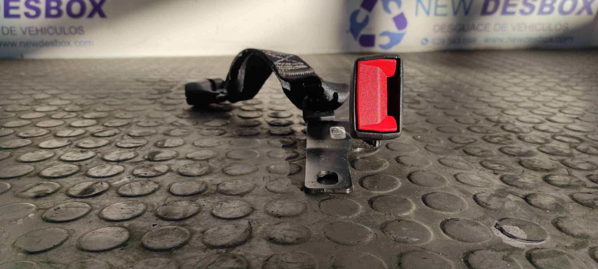 CINTURON TRASERO CENTRAL JEEP COMPASS II - vista 2