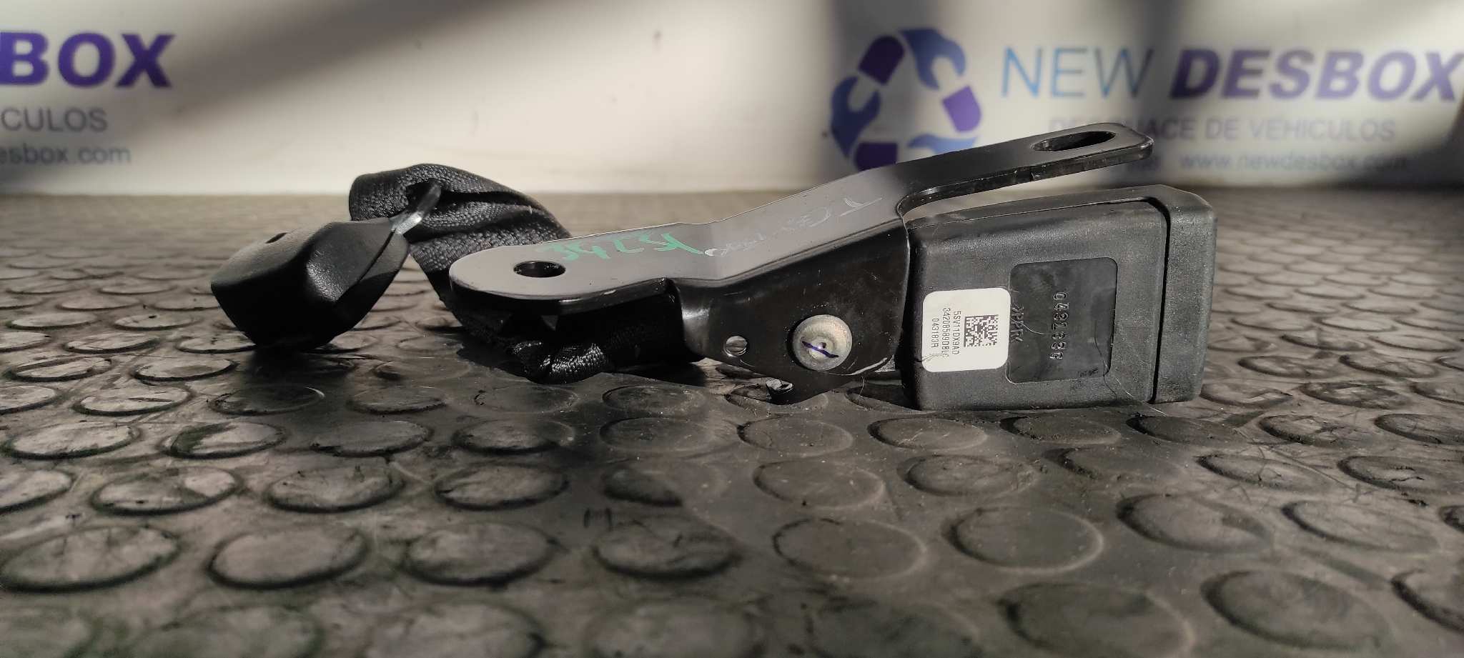 CINTURON TRASERO CENTRAL JEEP COMPASS II - vista 7