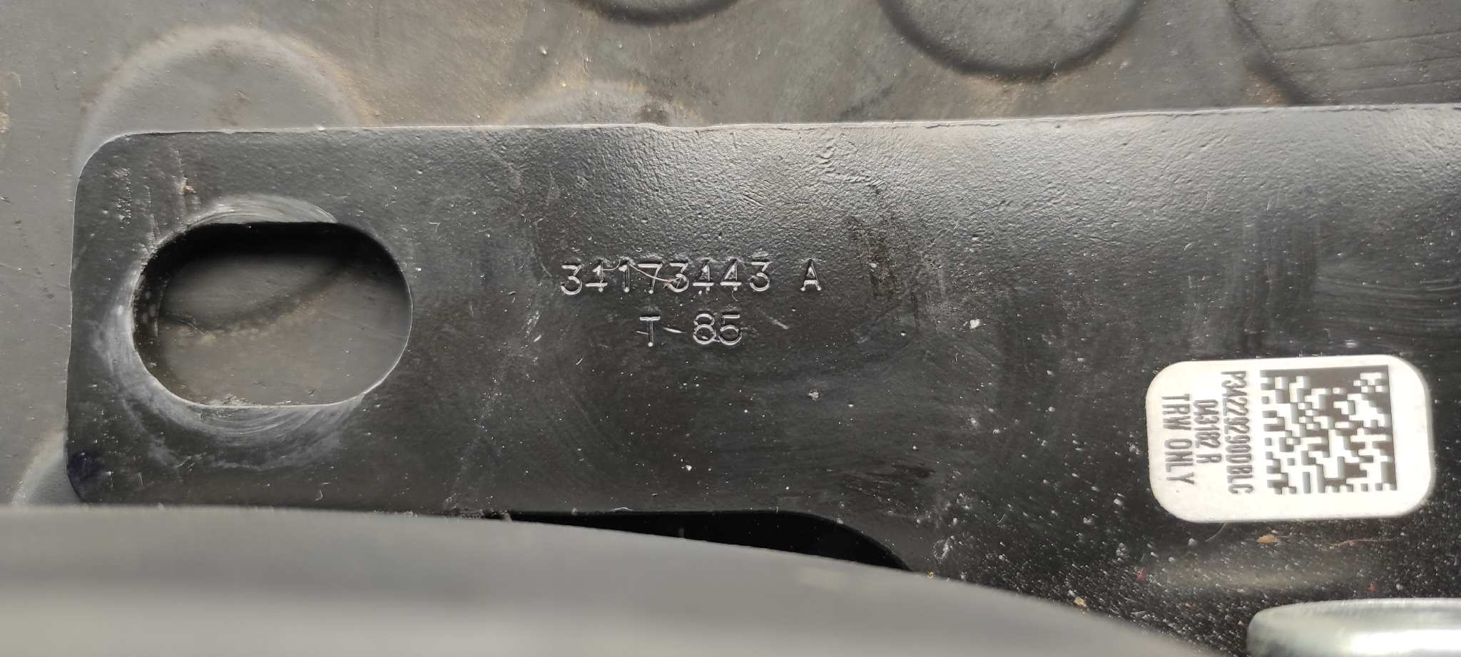 CINTURON TRASERO CENTRAL JEEP COMPASS II - vista 3