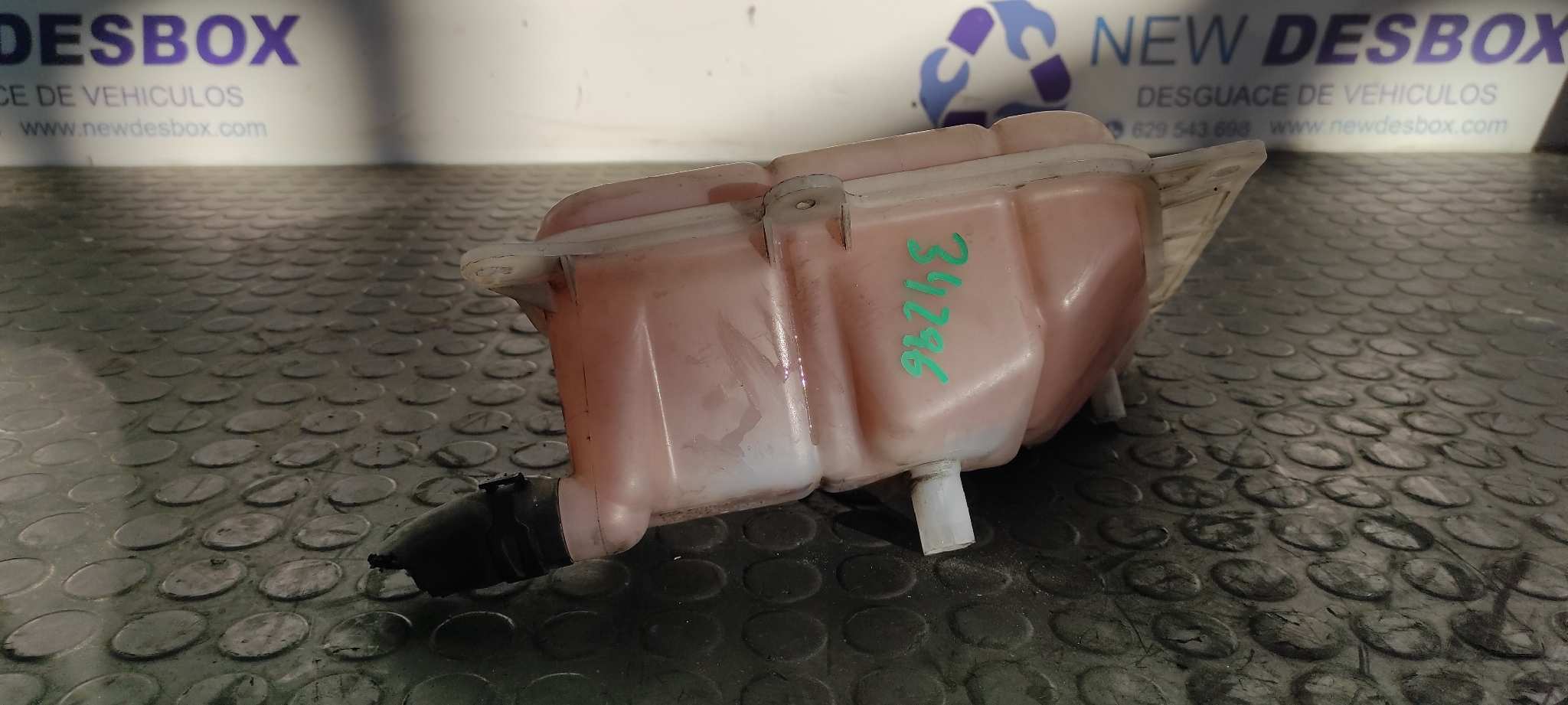 DEPOSITO EXPANSION VOLKSWAGEN PASSAT BERLINA (3B3) - vista 4