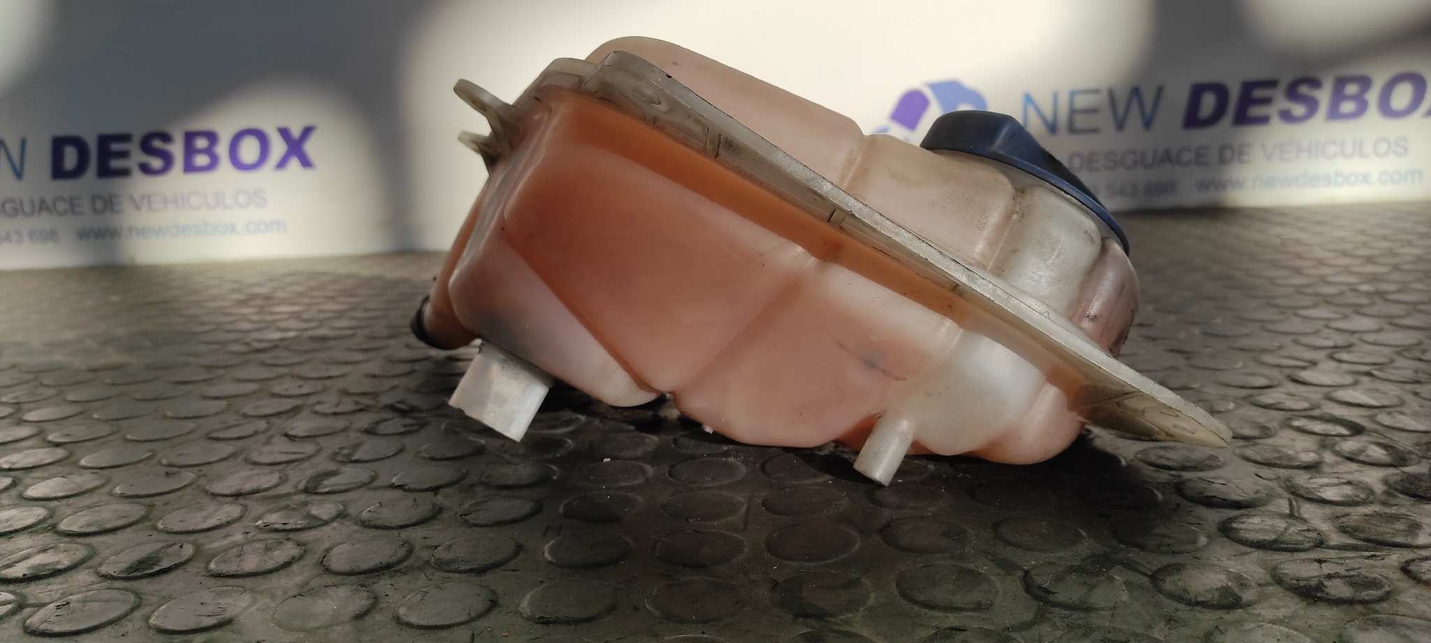 DEPOSITO EXPANSION VOLKSWAGEN PASSAT BERLINA (3B3) - vista 6