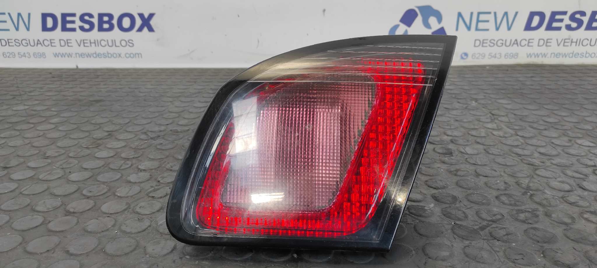 PILOTO PORTON DERECHO NISSAN PRIMERA TRAV. (WP11)