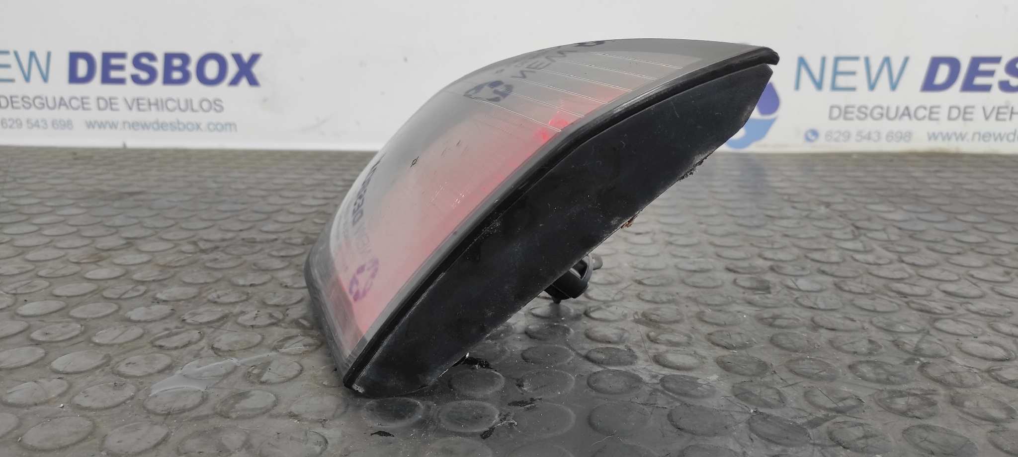 PILOTO PORTON DERECHO NISSAN PRIMERA TRAV. (WP11) - vista 2