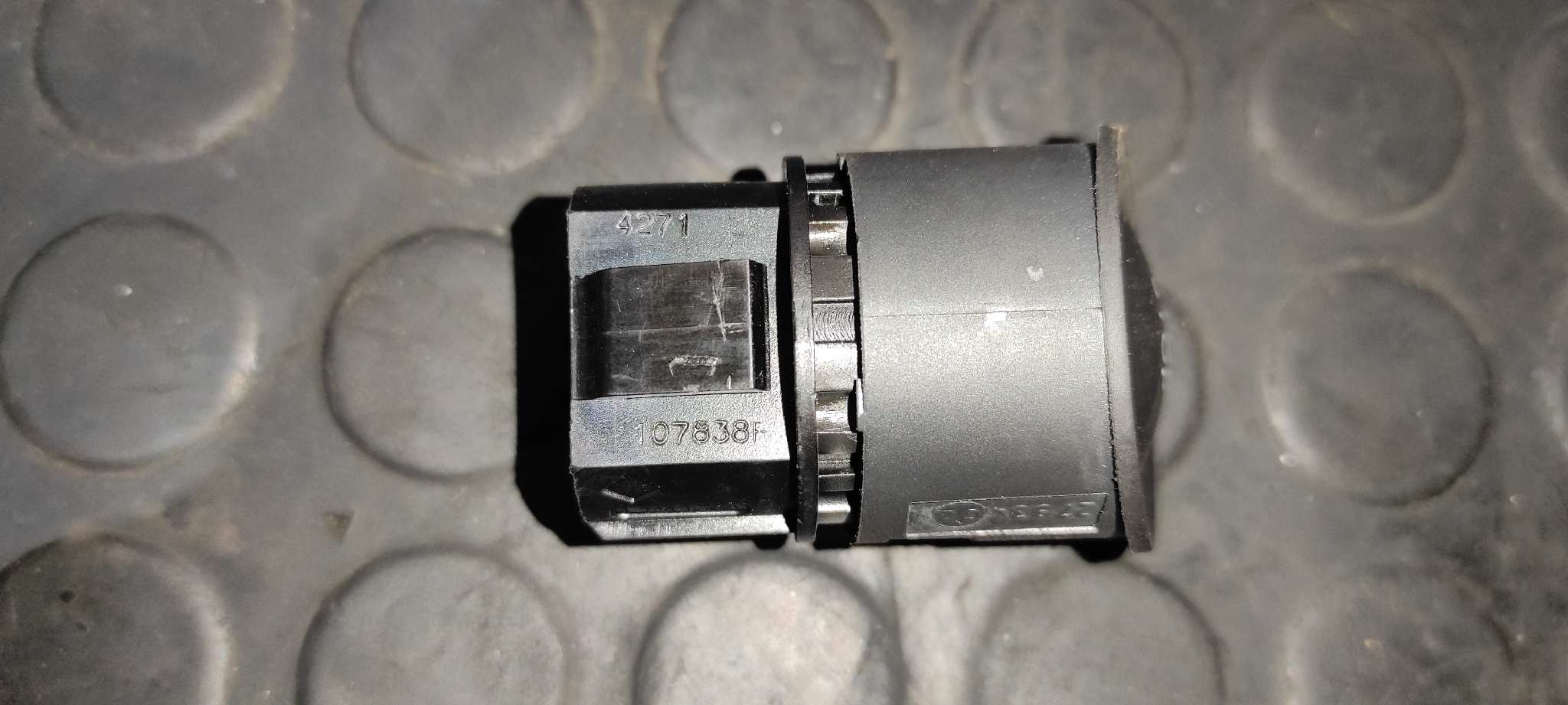 INTERRUPTOR RENAULT MEGANE II CLASSIC BERLINA - vista 4