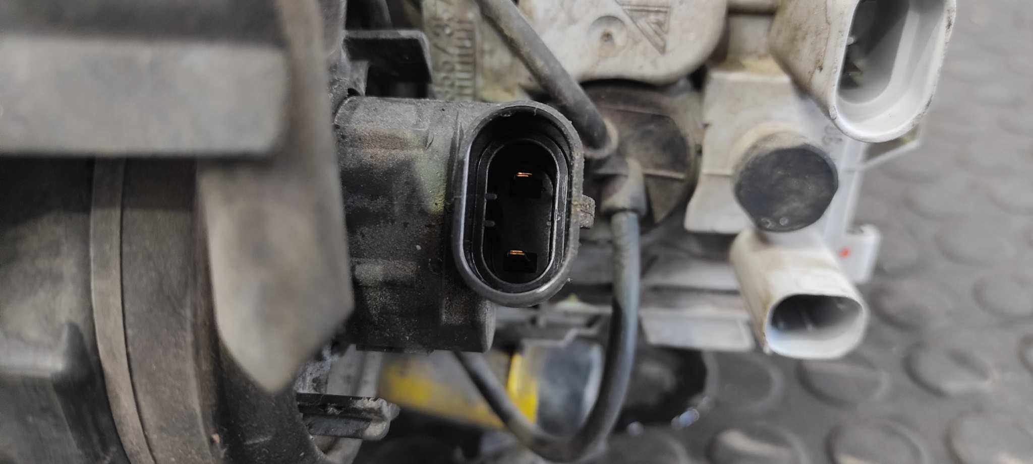 FARO DERECHO BMW SERIE 3 COMPACT (E46) - vista 2