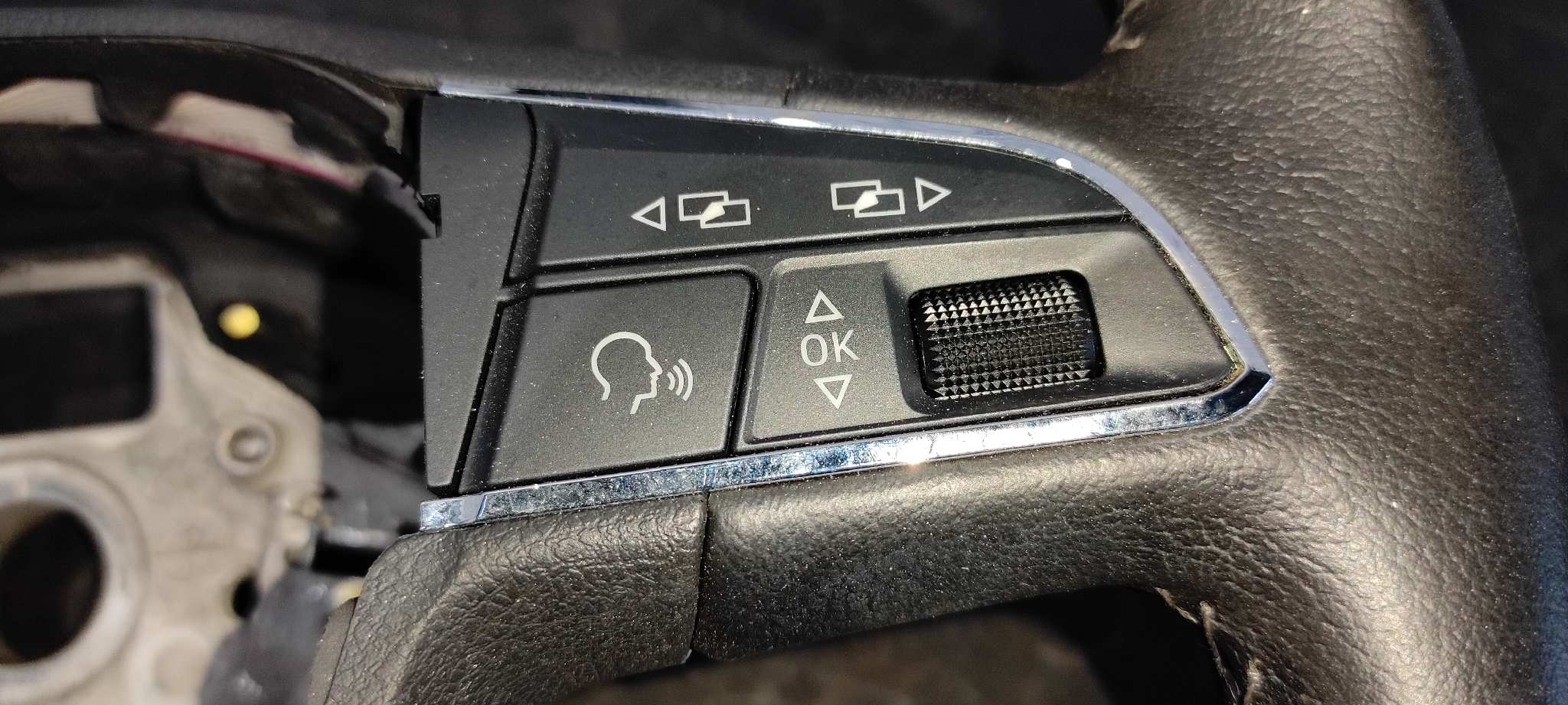 VOLANTE SEAT IBIZA SC (6P5) - vista 9