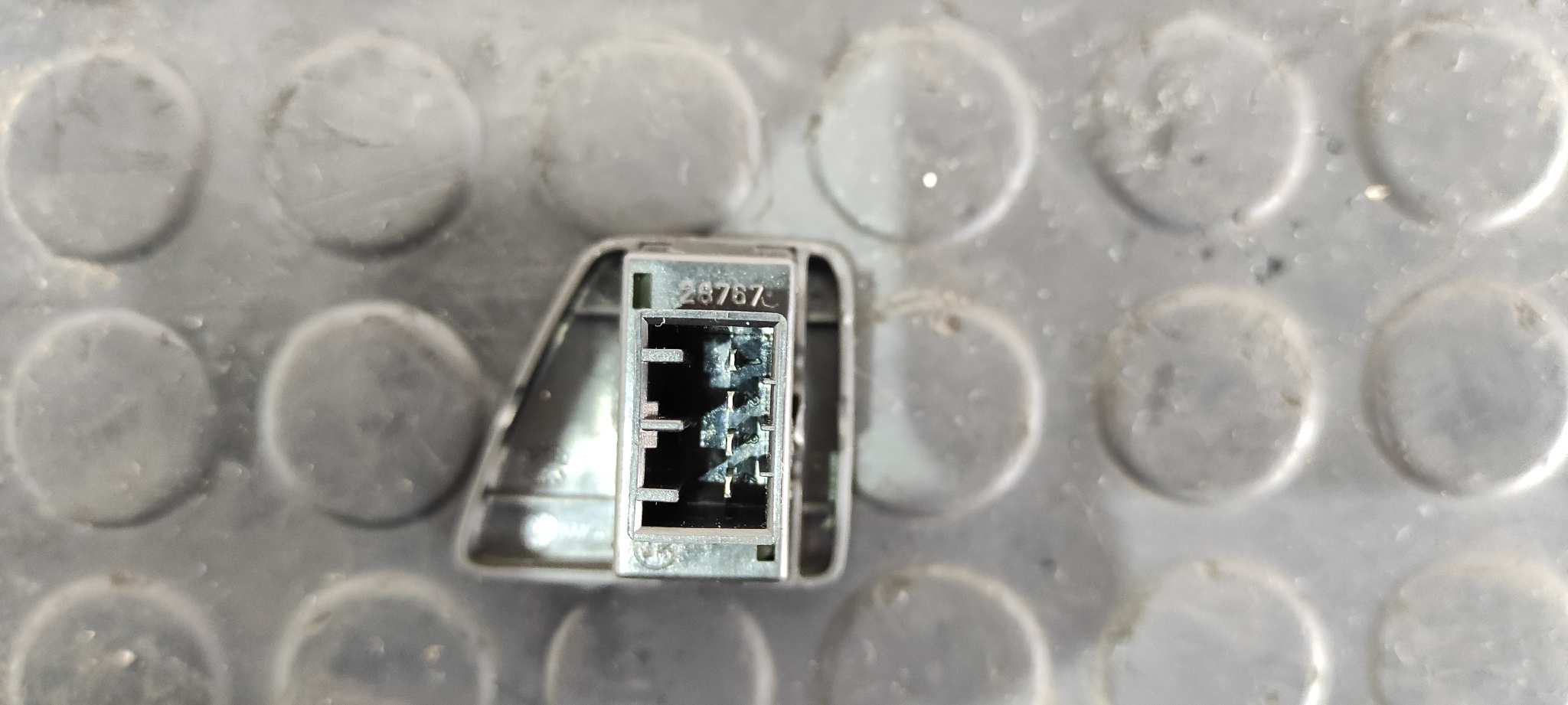 MANDO ELEVALUNAS DELANTERO IZQUIERDO FIAT NUOVA 500 (150) - vista 2