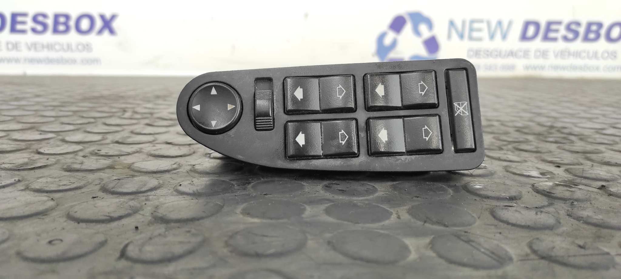 MANDO ELEVALUNAS DELANTERO IZQUIERDO BMW SERIE 5 BERLINA (E39)