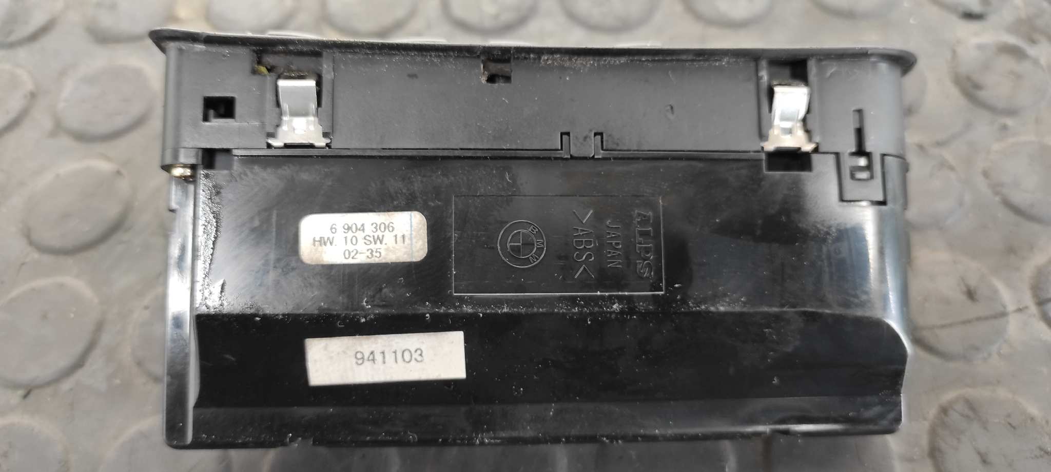 MANDO ELEVALUNAS DELANTERO IZQUIERDO BMW SERIE 5 BERLINA (E39) - vista 2