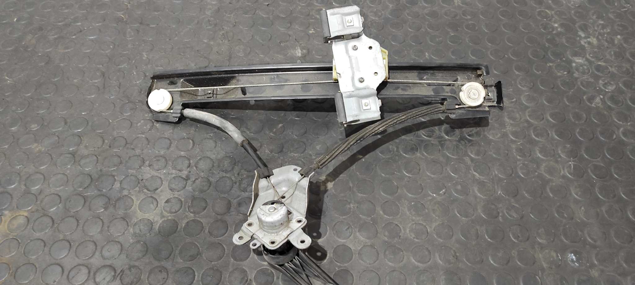 ELEVALUNAS TRASERO IZQUIERDO SEAT IBIZA SC (6J1) - vista 2