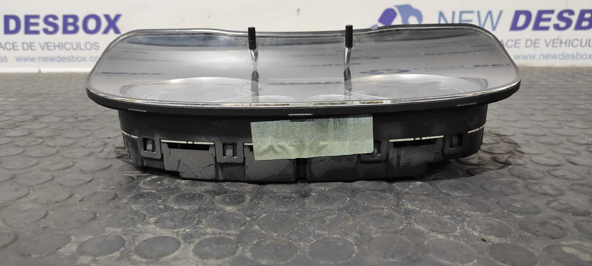 CUADRO INSTRUMENTOS VOLKSWAGEN PASSAT BERLINA (3B3) - vista 3