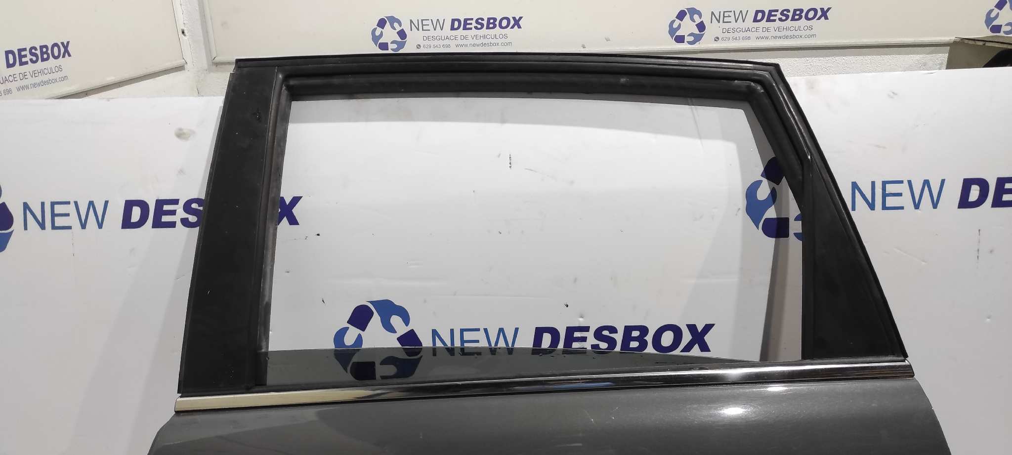 PUERTA TRASERA IZQUIERDA CHEVROLET CAPTIVA - vista 2