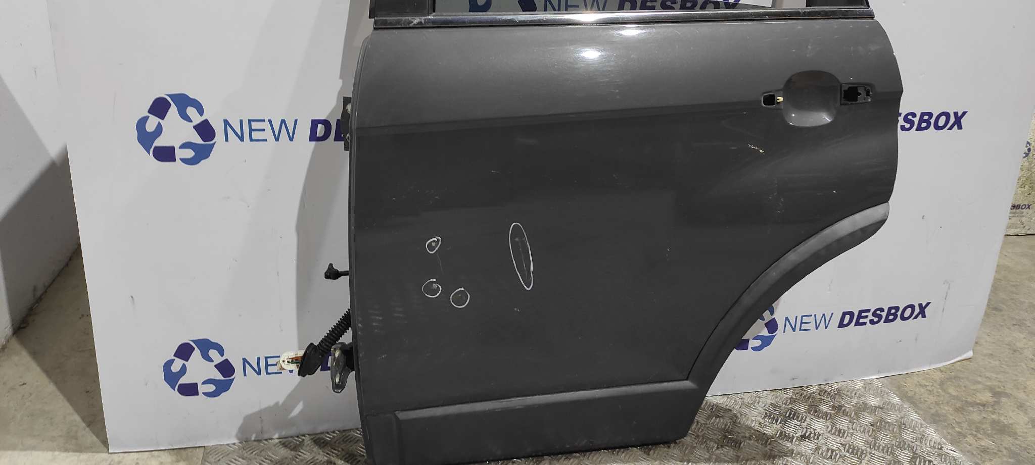 PUERTA TRASERA IZQUIERDA CHEVROLET CAPTIVA - vista 5