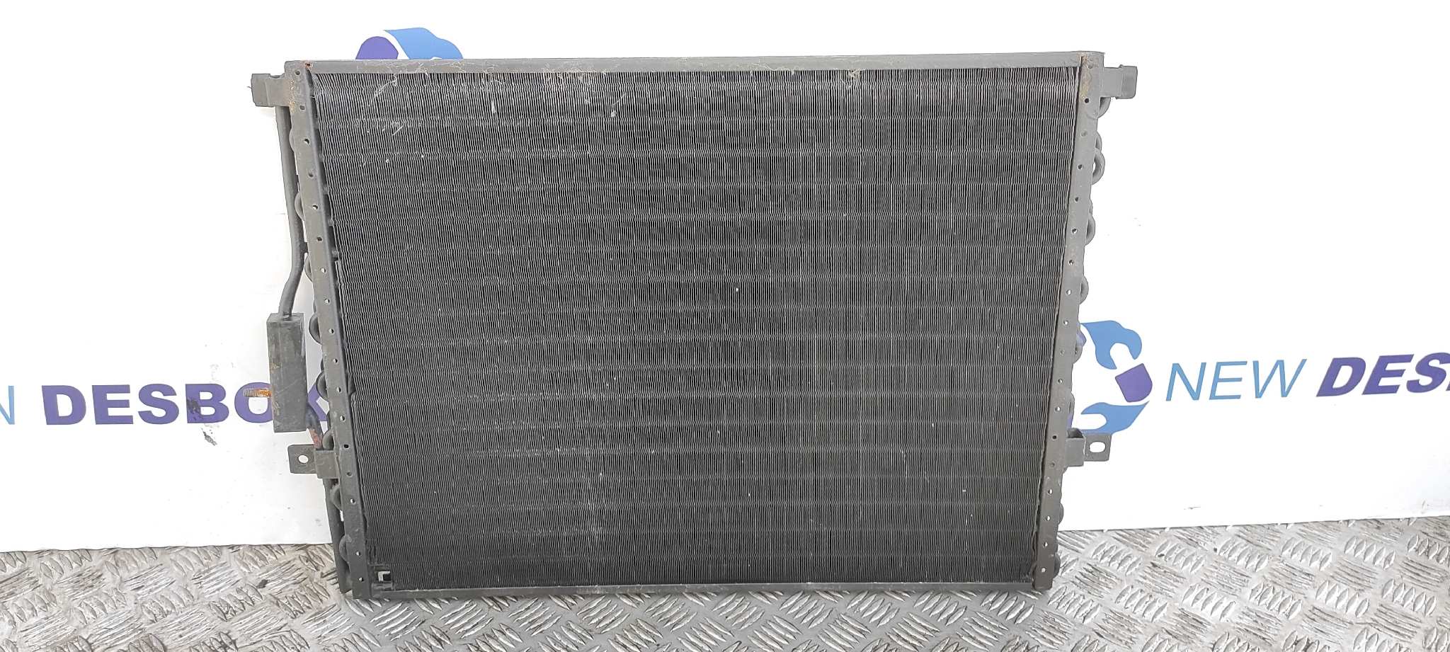 CONDENSADOR / RADIADOR  AIRE ACONDICIONADO CHRYSLER JEEP GR.CHEROKEE (WJ/WG)