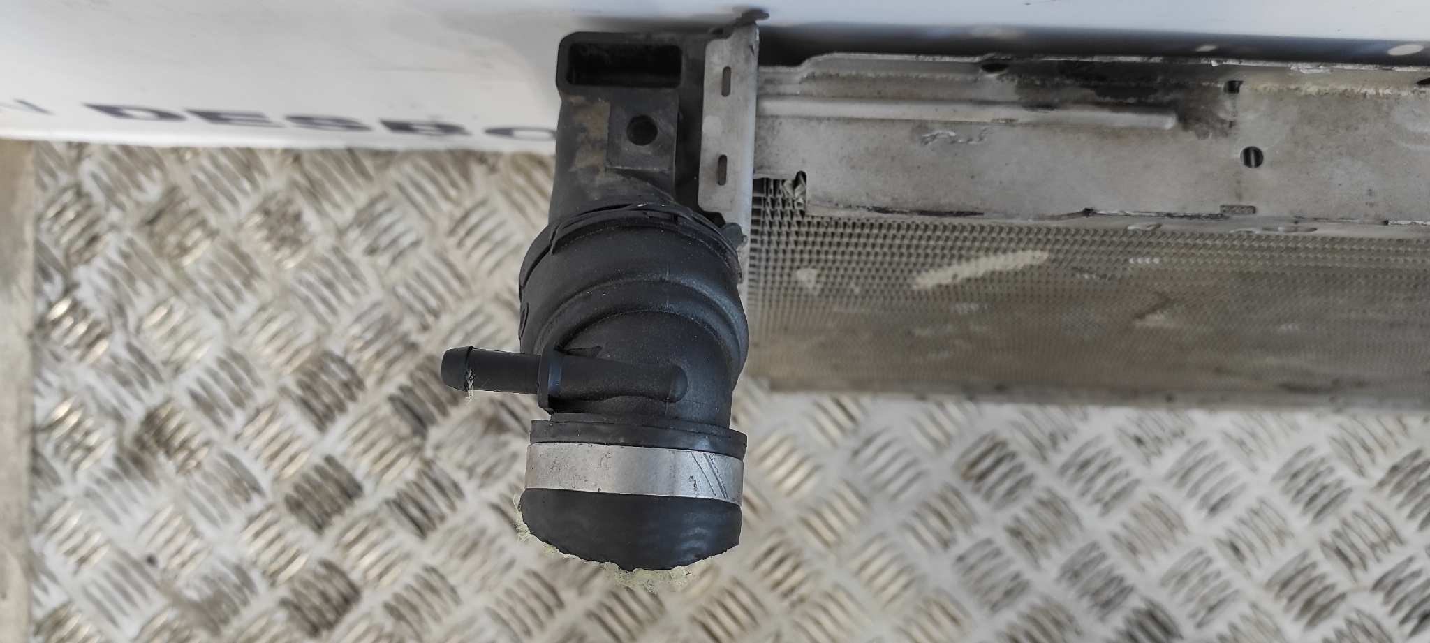 RADIADOR AGUA BMW SERIE 5 BERLINA (E39) - vista 4