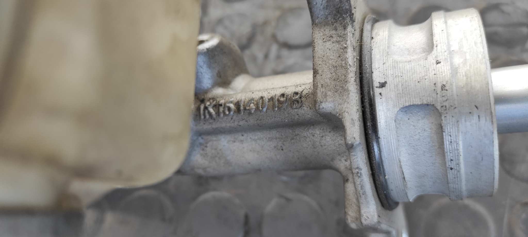 BOMBA FRENO AUDI A3 SPORTBACK (8P) - vista 7