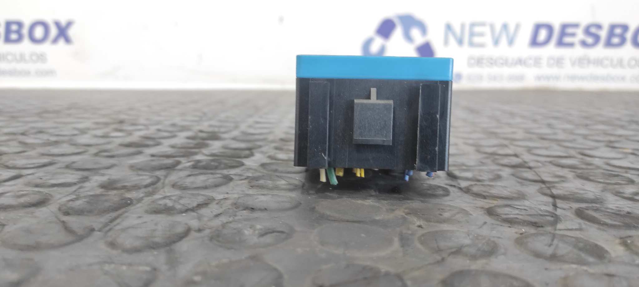 CAJA RELES / FUSIBLES RENAULT SCENIC (JA..) - vista 5