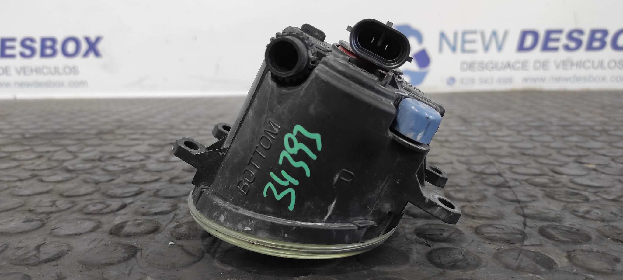 FARO ANTINIEBLA DERECHO TOYOTA PRIUS (NHW30) - vista 5