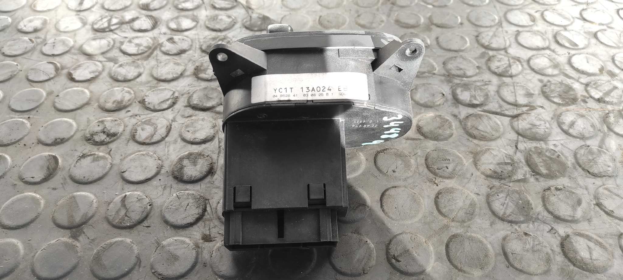 MANDO LUCES FORD TRANSIT CAJA CERRADA, CORTA (FY) (2000 =>) - vista 3